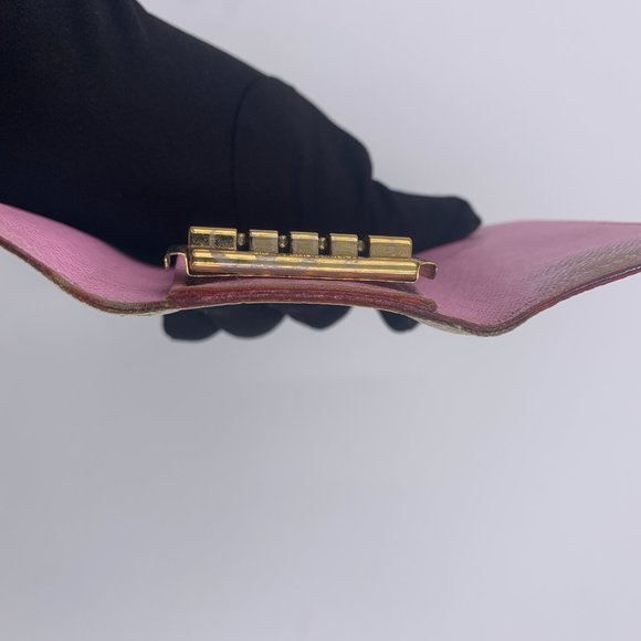 Authentic Louis Vuitton White Multicolor Key Case - Picture 14 of 16